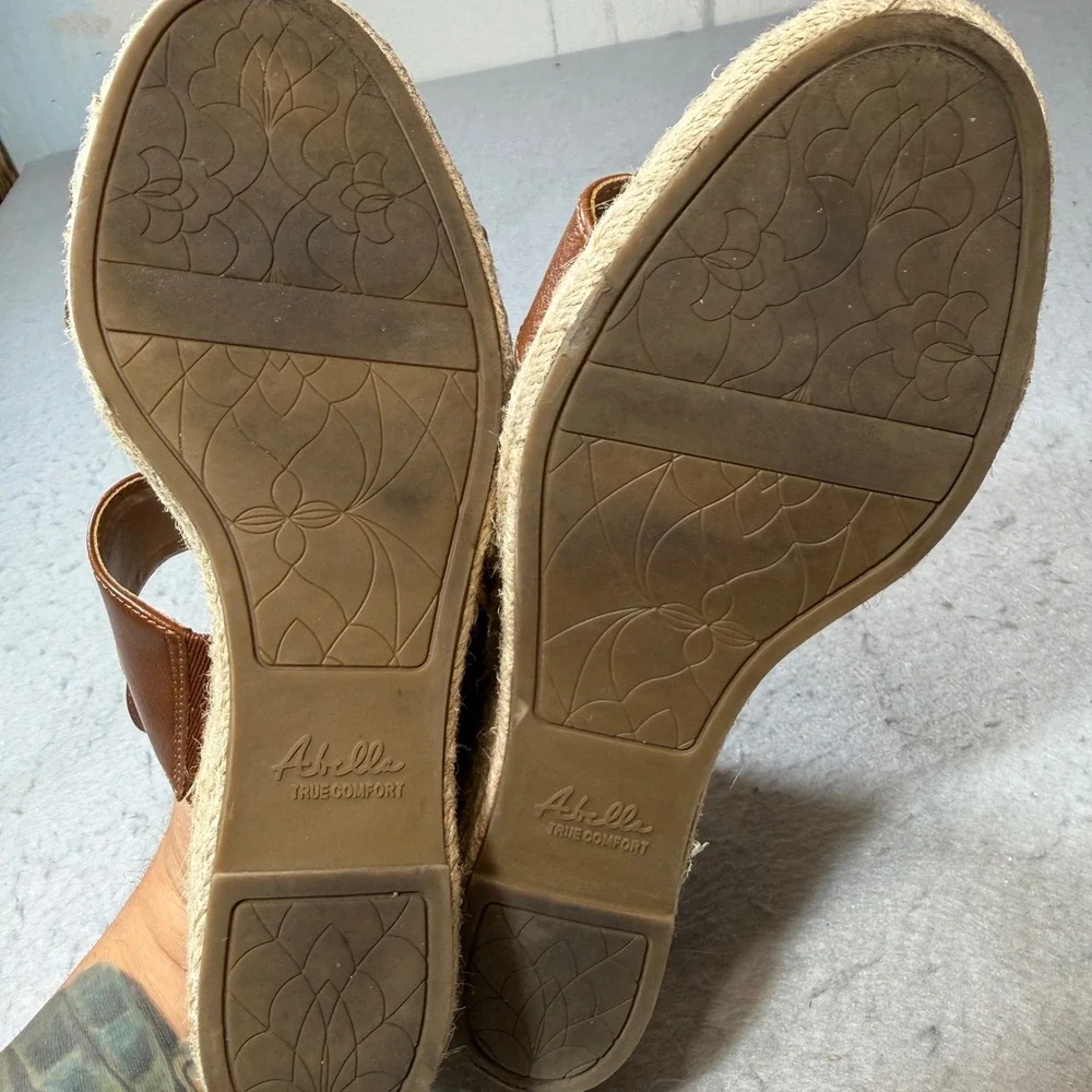 Abella Wedge Sandals Women Size 8.5 Brown Espadrille Platform True Comfort Shoes